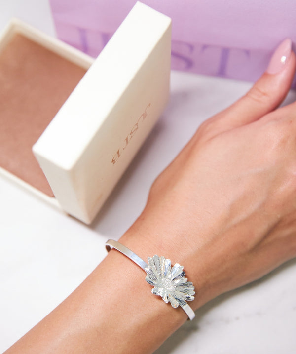 Bracelete de Petúnia - Isabella Prata
